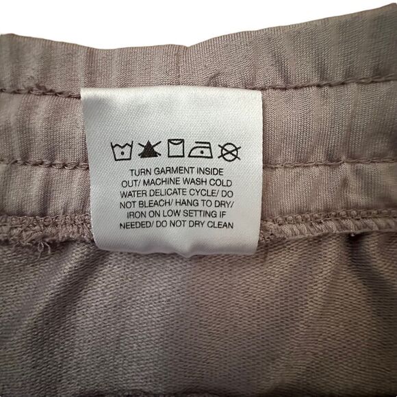 Kay Unger ~ lavender joggers ~ floral print insert on side panel ~ size Small - Picture 12 of 15